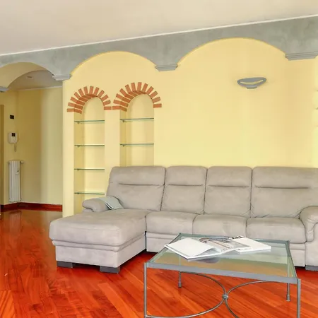 Joivy Delightful 2br Flat Near Navigli Apartmán *