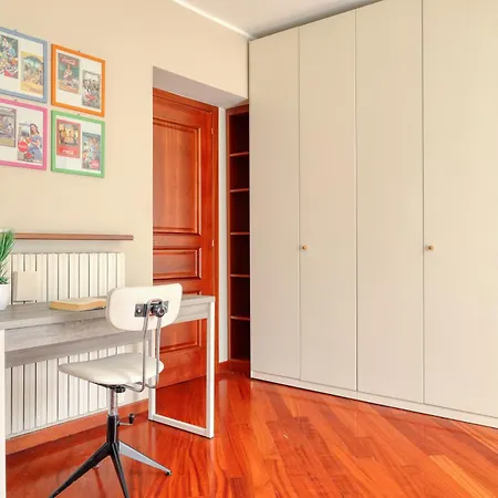 Joivy Delightful 2br Flat Near Navigli Apartmán